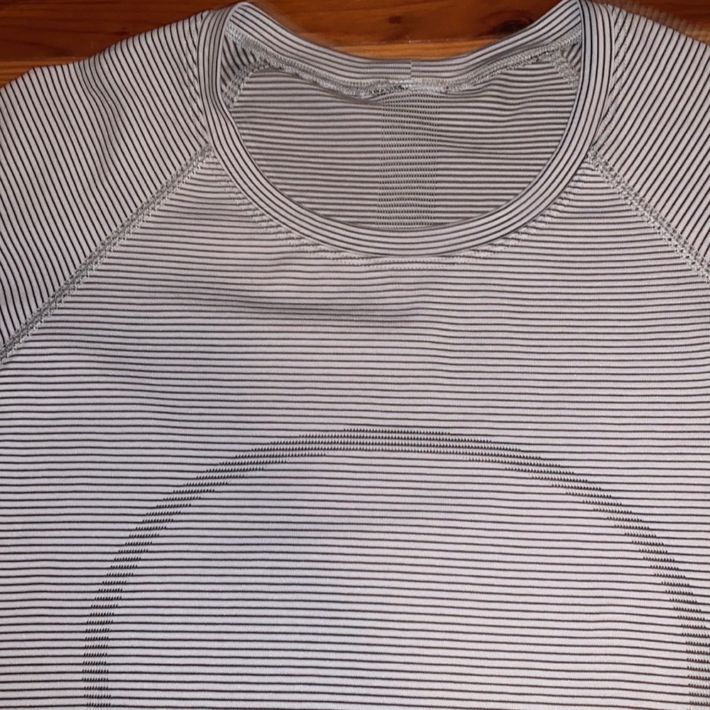 Lululemon Swiftly Tech - image 3